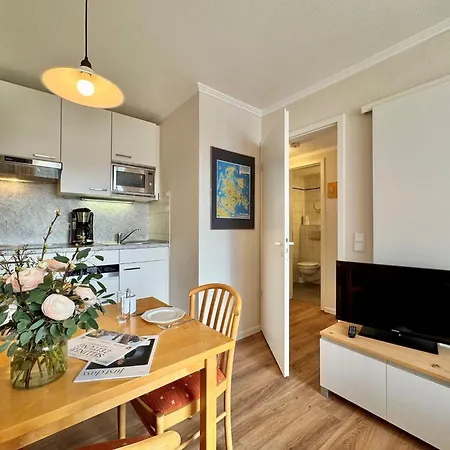 Im Seepark Mit Balkon Sellin (Rugen)